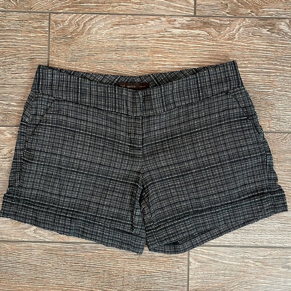 The Limited Drew Fit Shorts